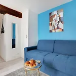 Cozy Studio In The Heart Of The Marais