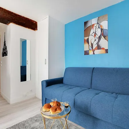 Cozy In The Heart Of The Marais Appartamento